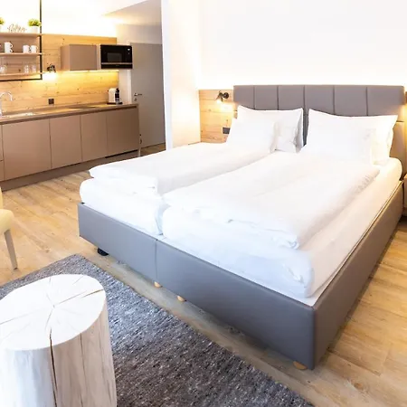 Alprima هينترستودر